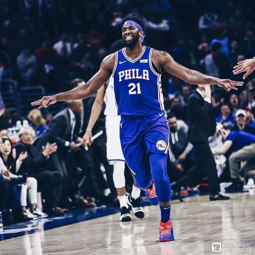 尼斯训练开放日，关键时刻单刀错失引欢呼，足总杯在即，阵容厚度经受考验的简单介绍