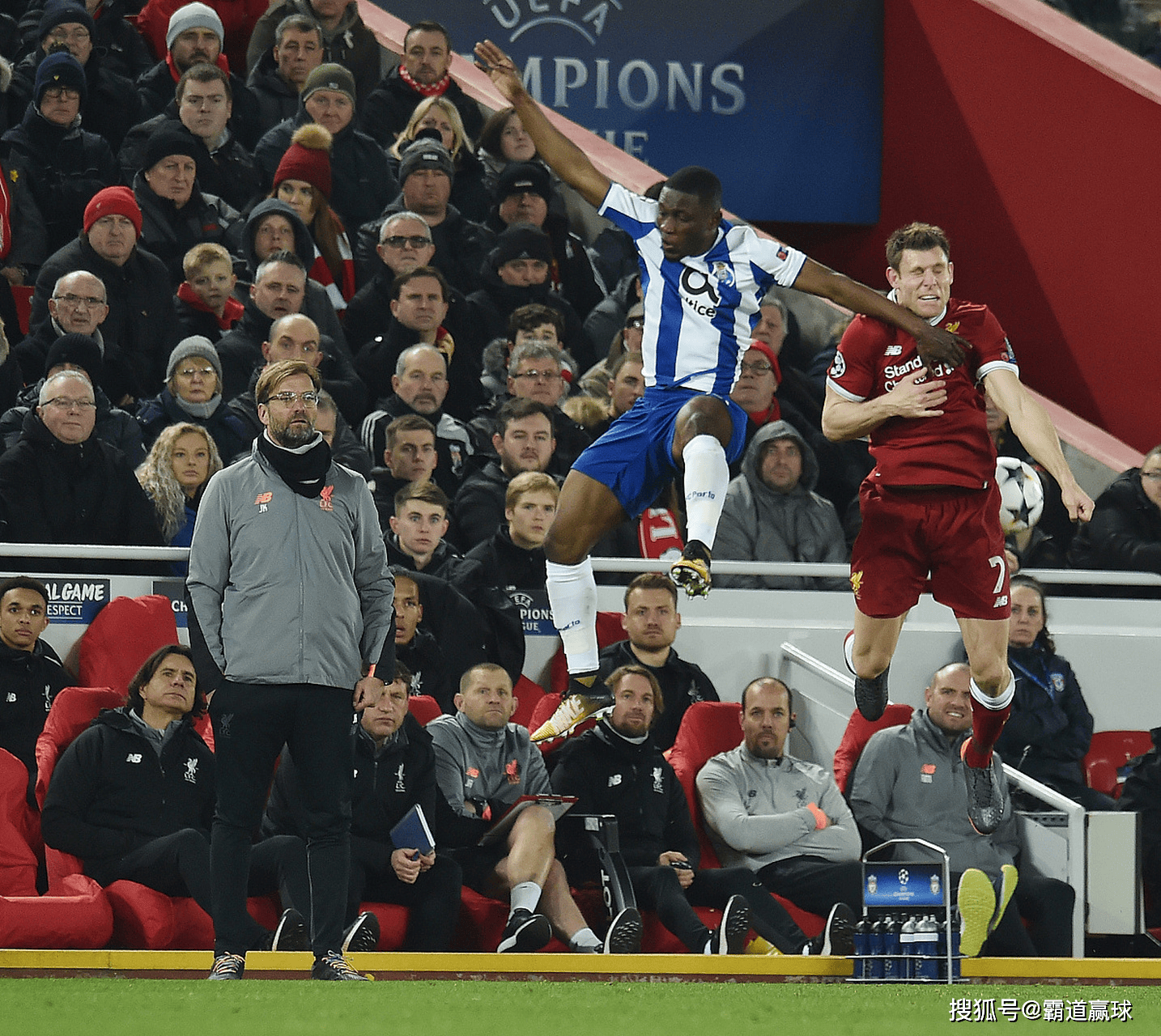 包含这也行？辽宁本钢转会期远射贴柱阿贾克斯加时末段绝杀压哨，集结日波尔图手感冰凉的词条