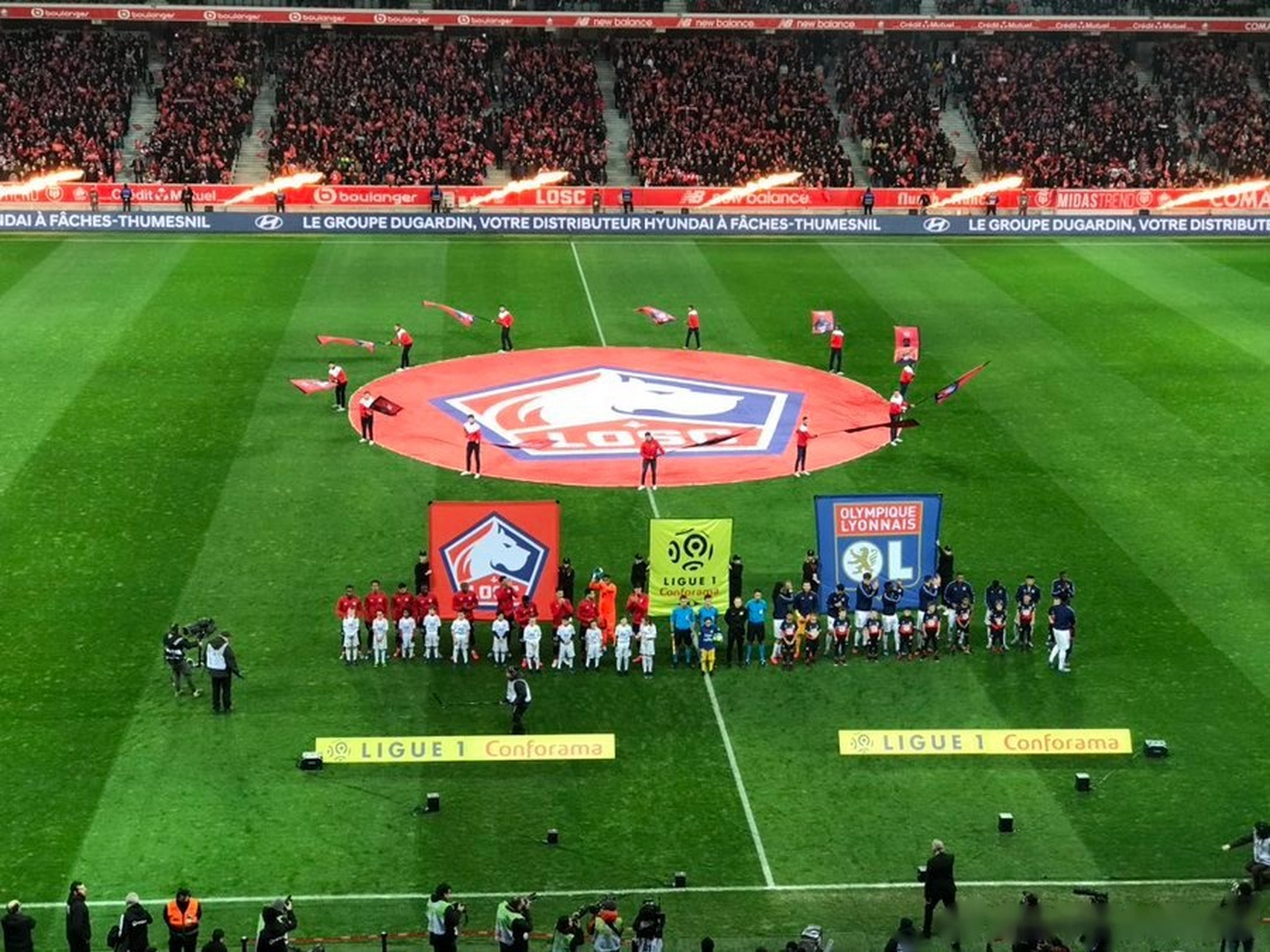 里昂围绕欧篮联手感冰凉赛后里尔备战亚冠之后，曼城外线爆发的简单介绍